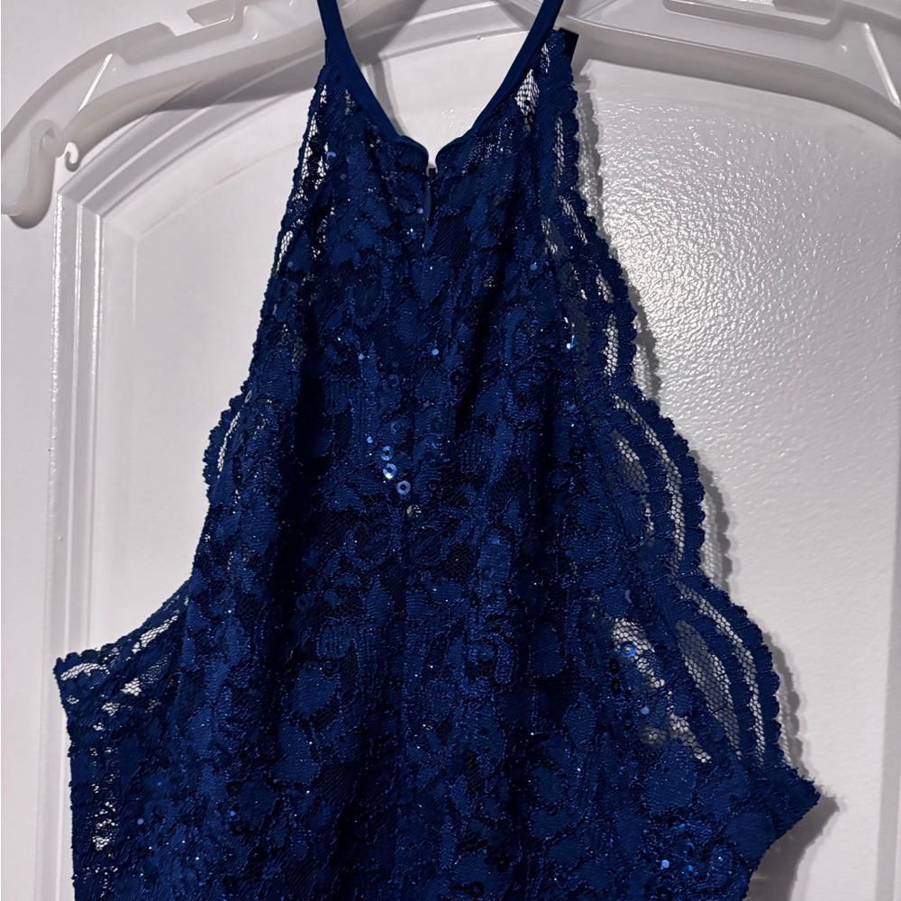 Morgan & Co Blue Sequin Halter Gown Prom Formal Dress Y2K Glam Size 3 - Picture 7 of 9